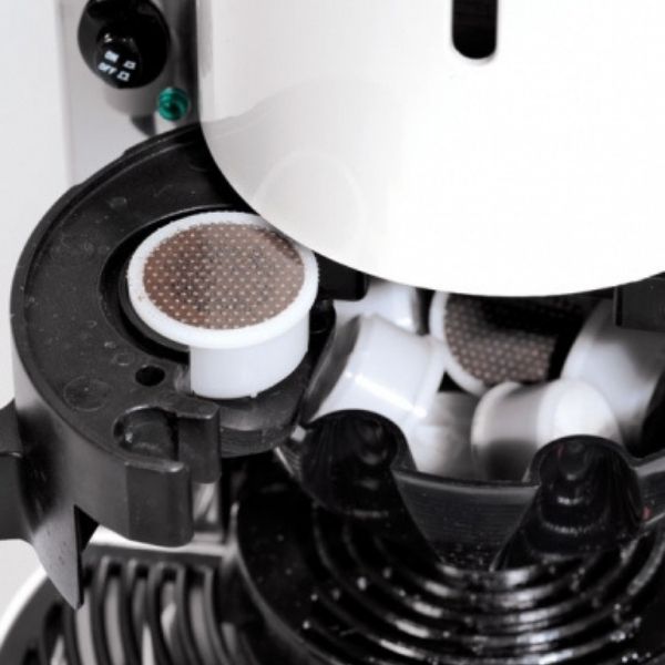 spinel-lola-macchina-caff-espresso-a-capsula-design-italiano image 7